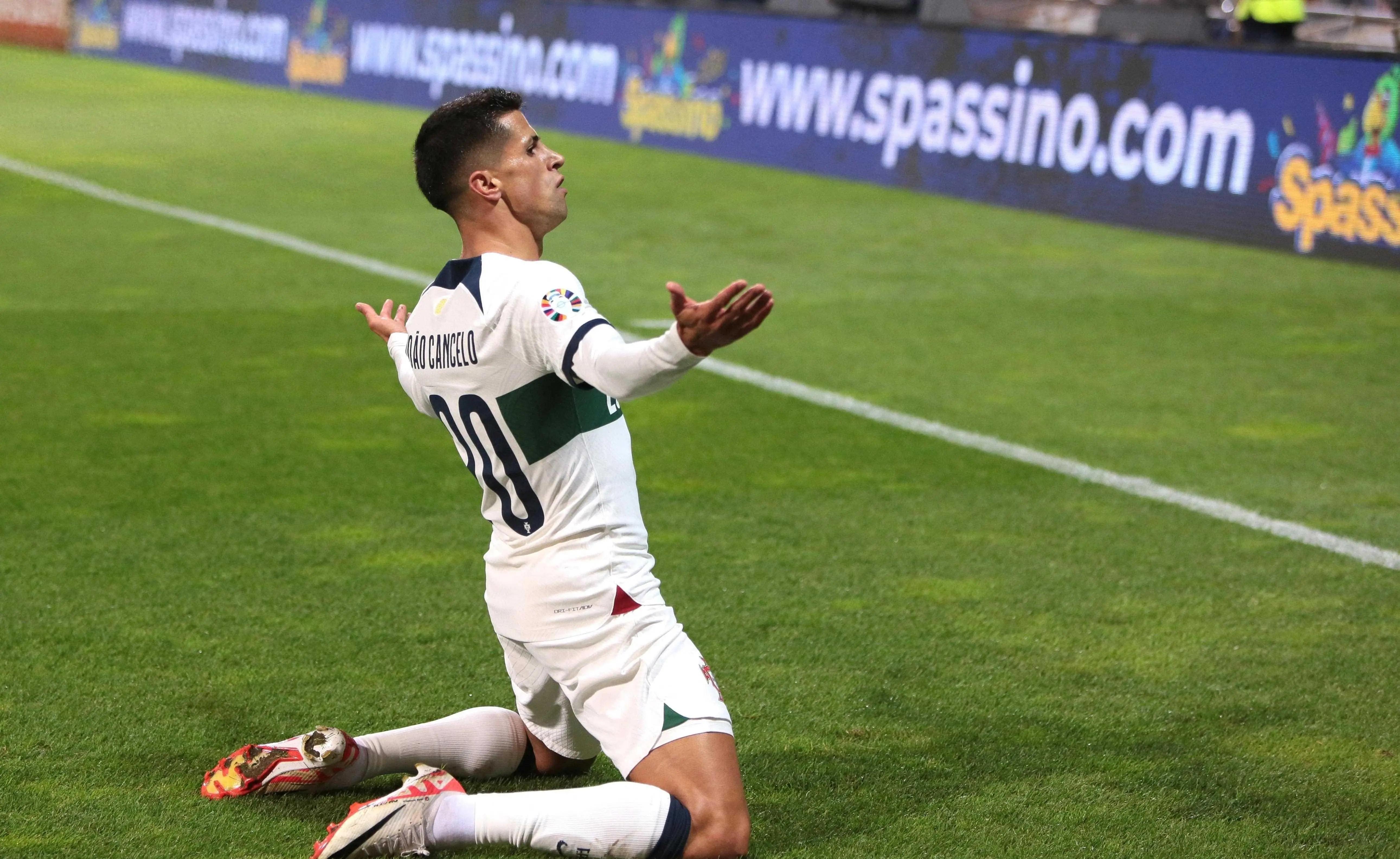 aiyouxi sports-转会期曼城外线爆发:意甲节点到来;管理层满意;年轻球员得到机会的简单介绍-aiyouxi sports