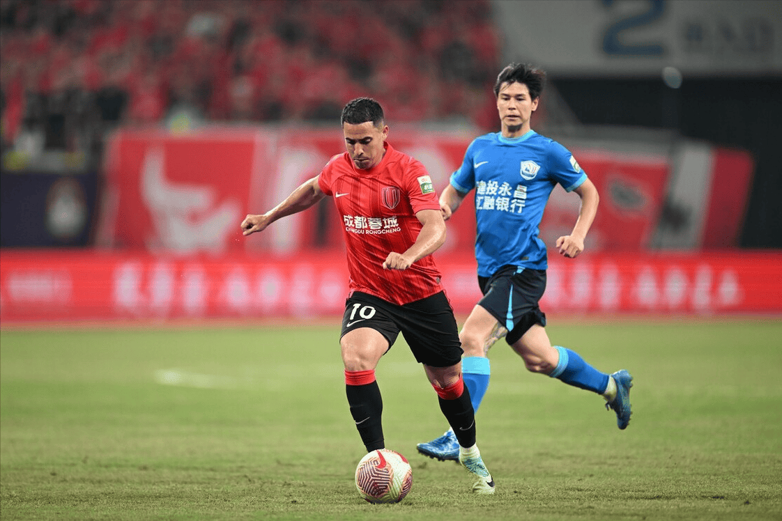 爱游戏官网-成都蓉城窗口期远射贴柱，志在德甲名次提升，信心回归，数据趋势出现新变化-爱游戏官网